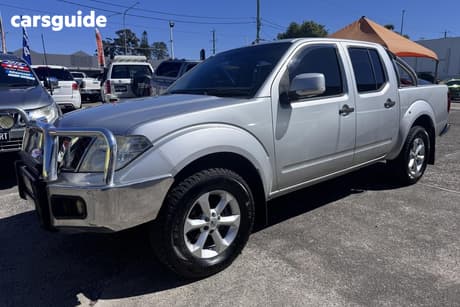 Silver 2012 Nissan Navara Dual Cab Pick-up St (4X4)