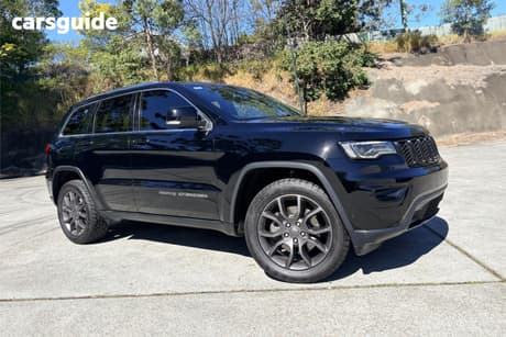 Black 2017 Jeep Grand Cherokee Wagon Laredo (4X4)