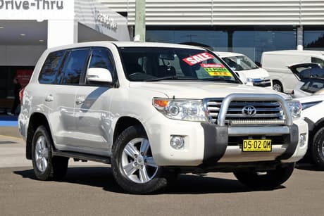 White 2014 Toyota Landcruiser Wagon Vx (4X4)