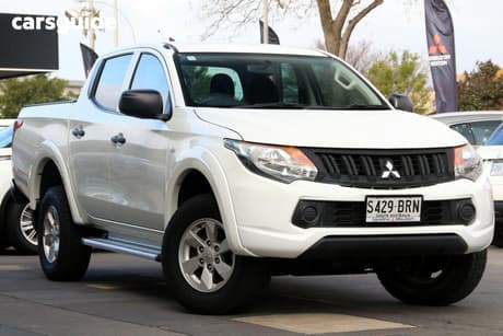 White 2016 Mitsubishi Triton Dual Cab Utility Glx Plus (4X4)