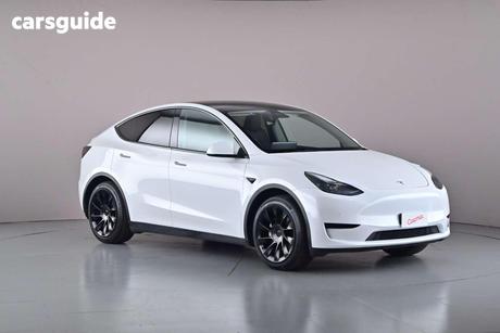 White 2023 Tesla Model Y Wagon Rear-Wheel Drive