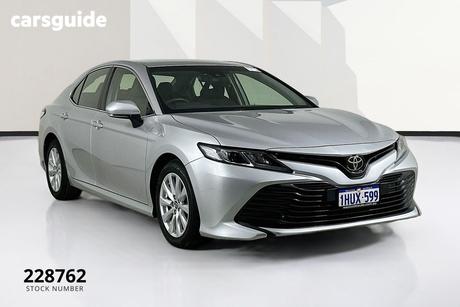 Silver 2019 Toyota Camry Sedan Ascent