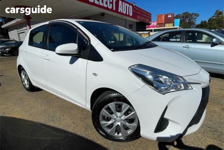 White 2019 Toyota Yaris Hatchback Ascent