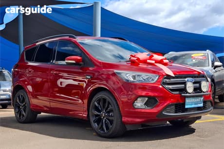 Red 2018 Ford Escape Wagon St-Line (Awd)