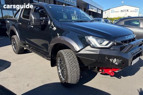 Black 2022 Isuzu D-MAX Crew Cab Utility X-Terrain (4X4)