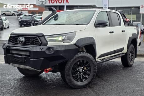 White 2022 Toyota Hilux Double Cab Pick Up Rugged X (4X4)