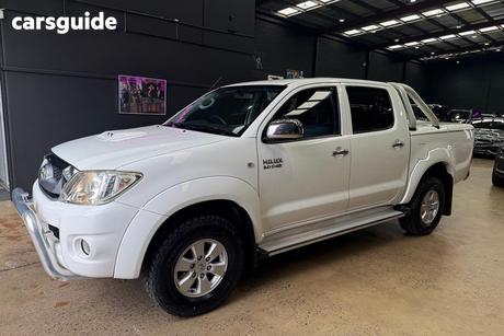 White 2009 Toyota Hilux Dual Cab Pick-up Sr5 (4X4)