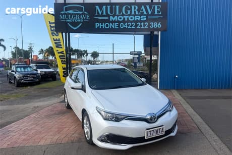 White 2016 Toyota Corolla Hatchback Ascent Sport