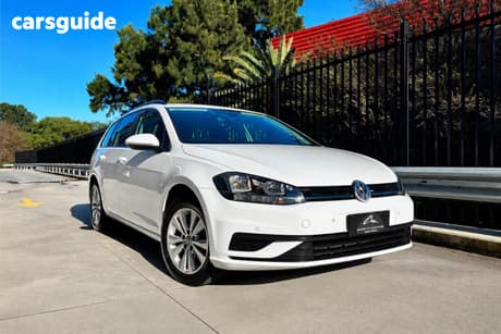 White 2019 Volkswagen Golf Wagon 110 Tsi Trendline