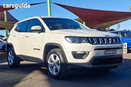 White 2018 Jeep Compass Wagon Sport (Fwd)