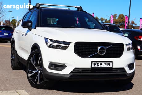 White 2021 Volvo XC40 Wagon T5 R-Design (Awd)