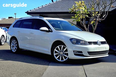White 2015 Volkswagen Golf Wagon 110 Tdi Highline
