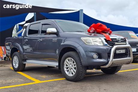 Grey 2012 Toyota Hilux Dual Cab Pick-up Sr5 (4X4)