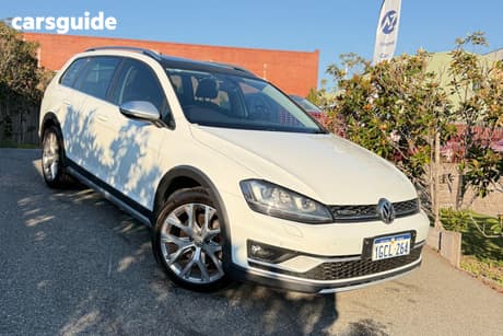 White 2016 Volkswagen Golf SUV ALLTRACK 132 TSI AU MY16