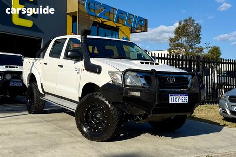 White 2012 Toyota Hilux Dual Cab Pick-up Sr (4X4)