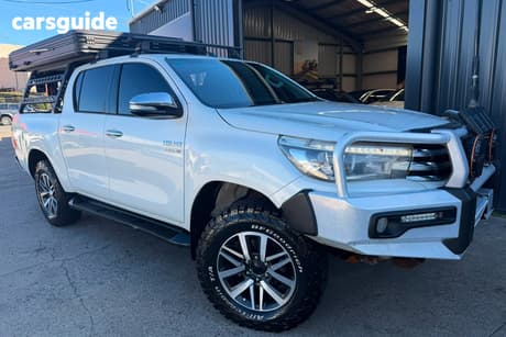 White 2016 Toyota Hilux Dual Cab Utility Sr5 (4X4)