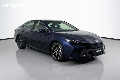 Blue 2024 Toyota Camry Sedan Sl Hybrid