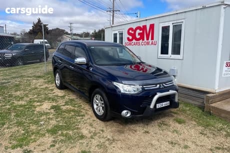Blue 2013 Mitsubishi Outlander Wagon Ls (4X2)