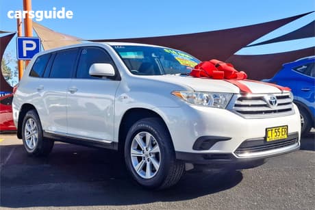 White 2013 Toyota Kluger Wagon Kx-R (Fwd) 5 Seat
