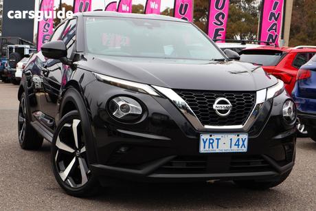 Black 2022 Nissan Juke Hatchback St-L