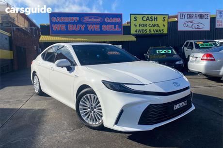 White 2024 Toyota Camry Sedan Ascent Hybrid