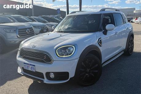 White 2018 Mini Countryman Wagon Cooper S