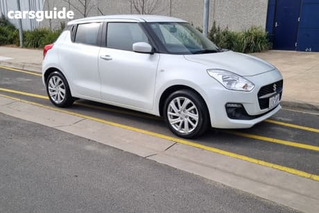 White 2023 Suzuki Swift Hatchback Gl Navi