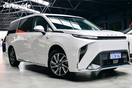 White 2023 LDV Mifa 9 Wagon Luxe 90Kwh Ev