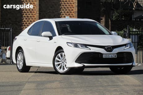 White 2020 Toyota Camry Sedan Ascent
