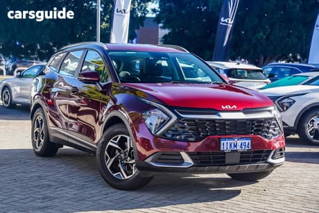 Red 2024 Kia Sportage Wagon S (Fwd)