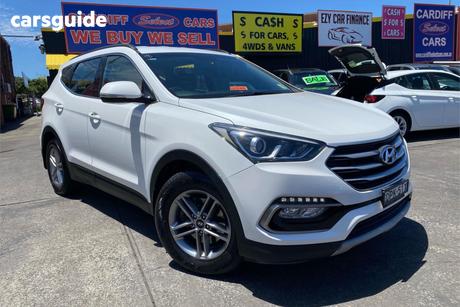 White 2017 Hyundai Santa FE Wagon Active Crdi (4X4)