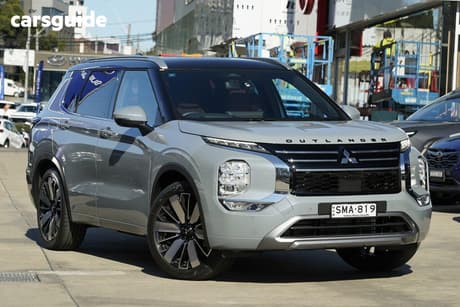 Grey 2026 Mitsubishi Outlander Wagon Exceed Tourer 5 Seat (Awd)