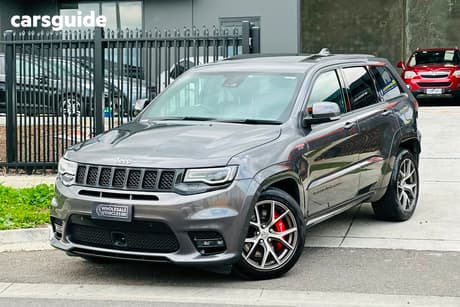 Grey 2017 Jeep Grand Cherokee Wagon Srt (4X4)