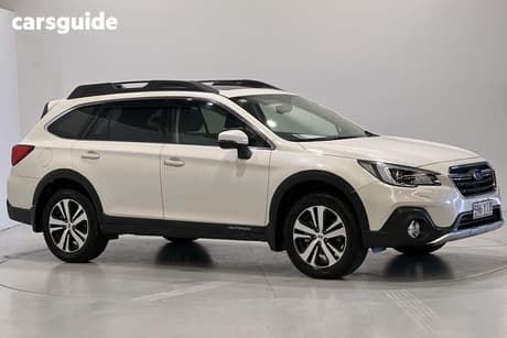 White 2018 Subaru Outback Wagon 2.5I Premium