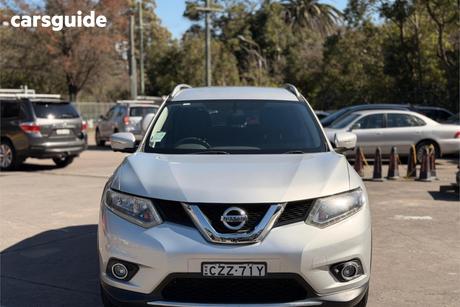 Silver 2015 Nissan X-Trail Wagon St-L (Fwd)