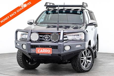 Grey 2017 Toyota Hilux Dual Cab Utility Sr5 (4X4)