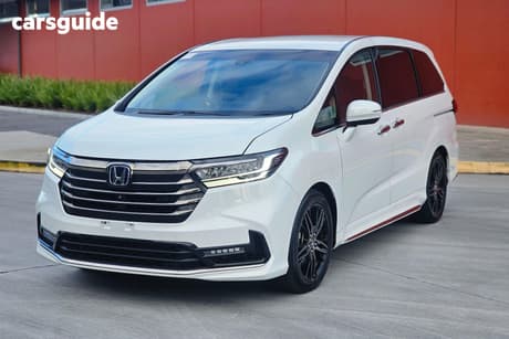White 2021 Honda Odyssey OtherCar (HYBRID) 7 SEATER