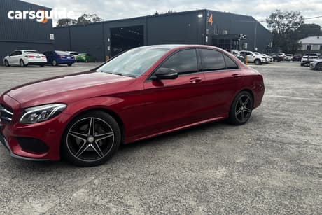 Red 2016 Mercedes-Benz UNKNOWN Sedan