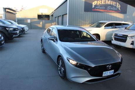 Silver 2019 Mazda 3 Hatchback G20 Evolve