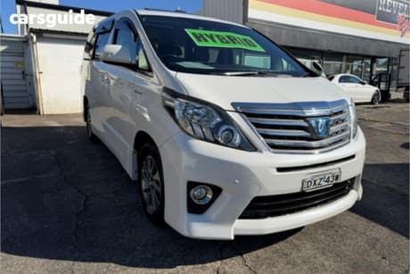 White 2014 Toyota WAGON SUV SR C PACKAGE