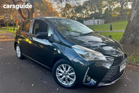 Black 2017 Toyota Yaris Hatchback Zr