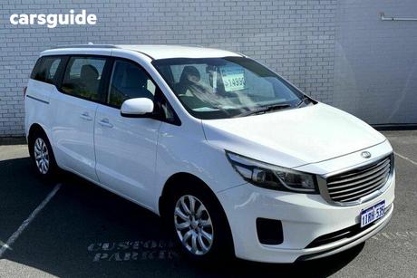 White 2016 Kia Carnival Wagon S
