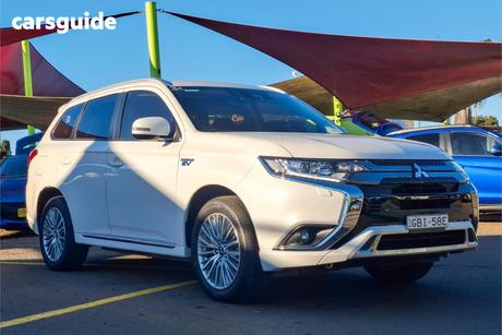 White 2020 Mitsubishi Outlander Wagon Phev (Hybrid) Es