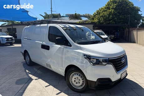 White 2019 Hyundai Iload Van 3S Liftback