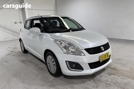 White 2015 Suzuki Swift Hatchback Gl