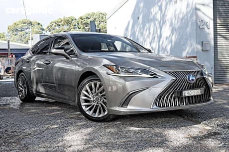 Grey 2020 Lexus ES Sedan SPORTS LUXURY