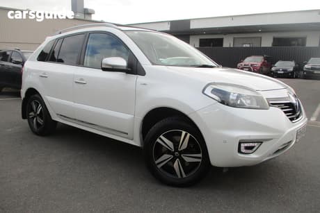 White 2015 Renault Koleos Wagon Bose Se (4X2)