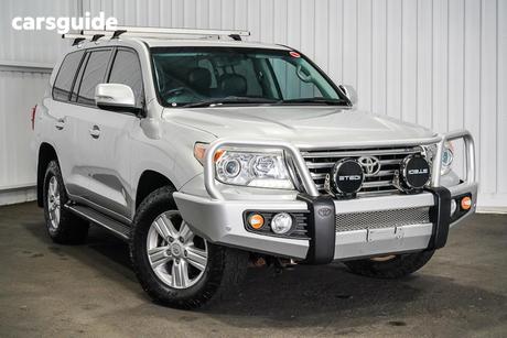 Silver 2015 Toyota Landcruiser Wagon Vx (4X4)