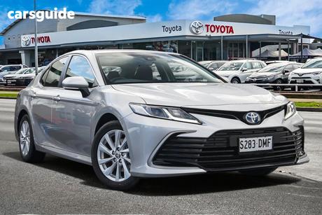 Silver 2024 Toyota Camry Sedan Ascent