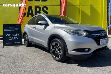 Silver 2015 Honda HR-V Wagon Vti-L